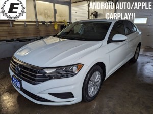 Which Jetta has Apple CarPlay and Android Auto?